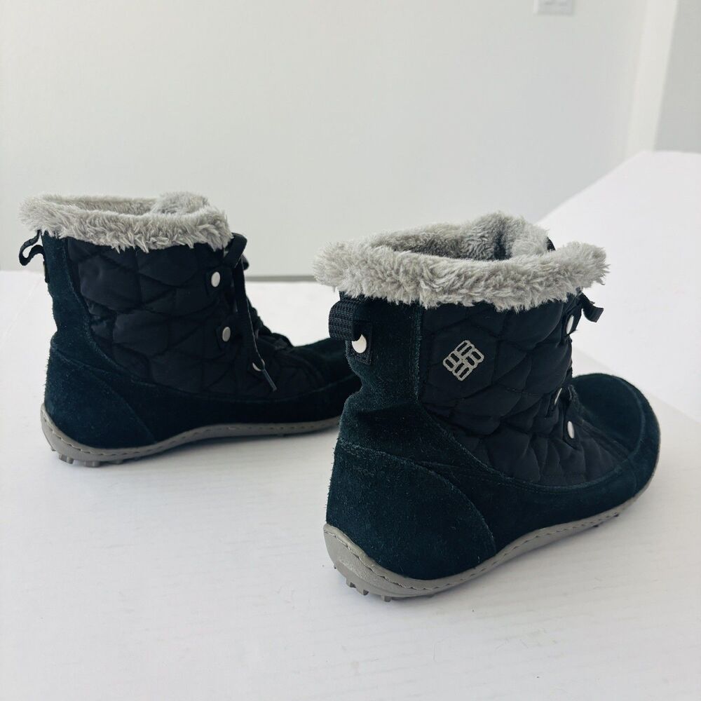 Columbia Womens Sz 9 Minx Shorty Waterproof Winter Boots Cabincore